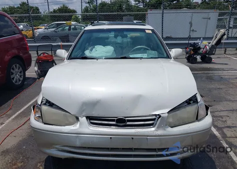 2001 Toyota Camry Le from USA, damaged, VIN JT2BG22K810561054